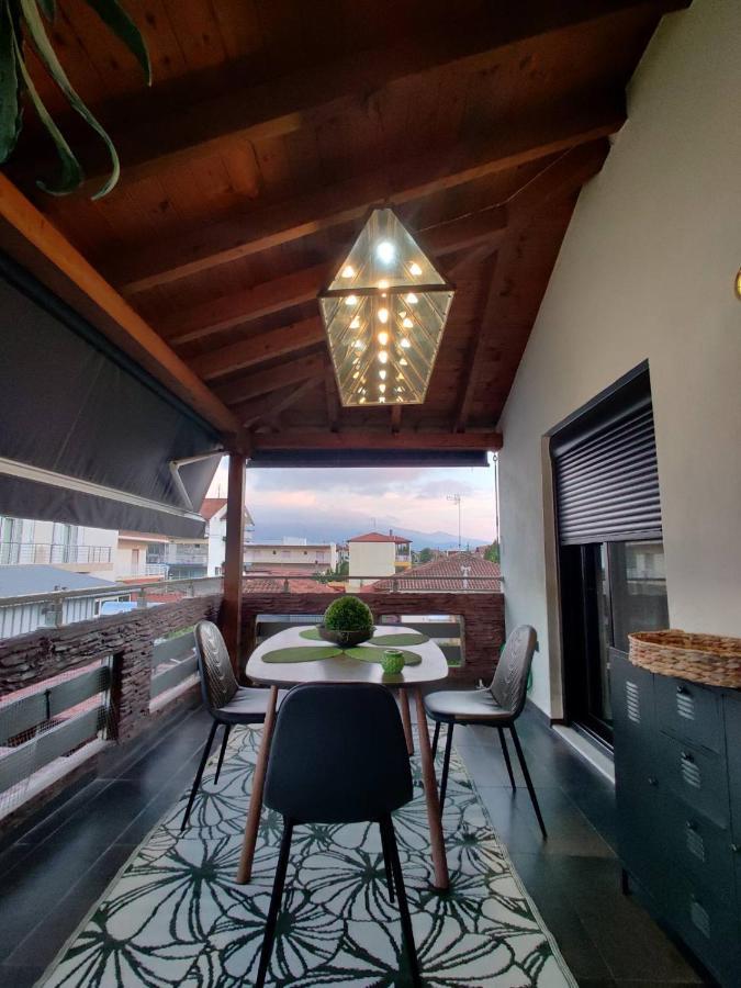 Vintage Lux Homes Неа-Врасна Екстер'єр фото
